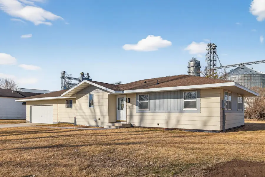 213 1st Street E, Hunter, ND 58048 - #3
