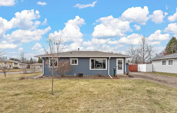 7077 Delaney Avenue, Inver Grove Heights, MN 55076