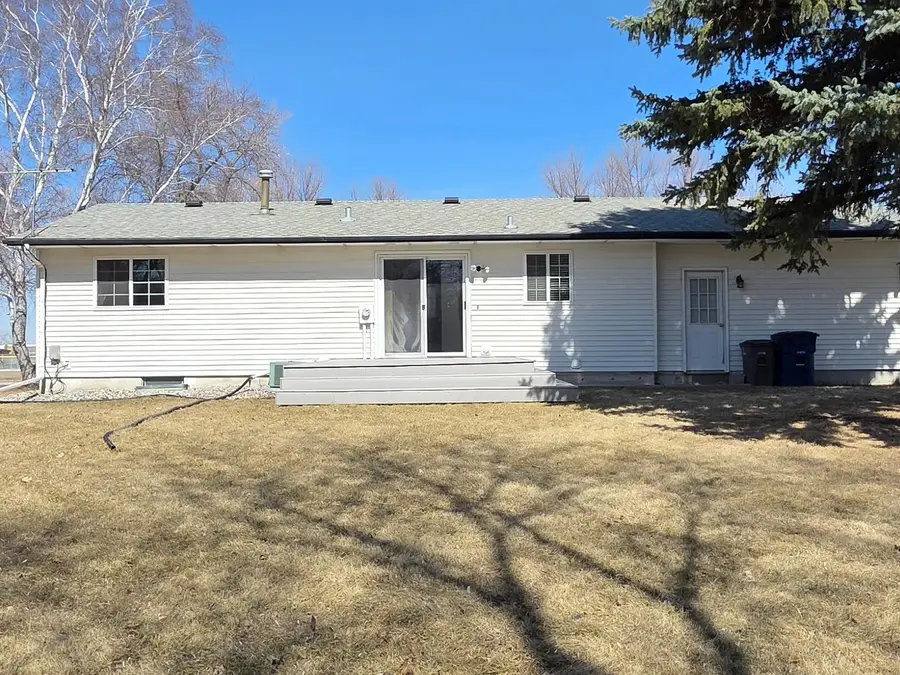 2713 4th Avenue S, Moorhead, MN 56560 - #3