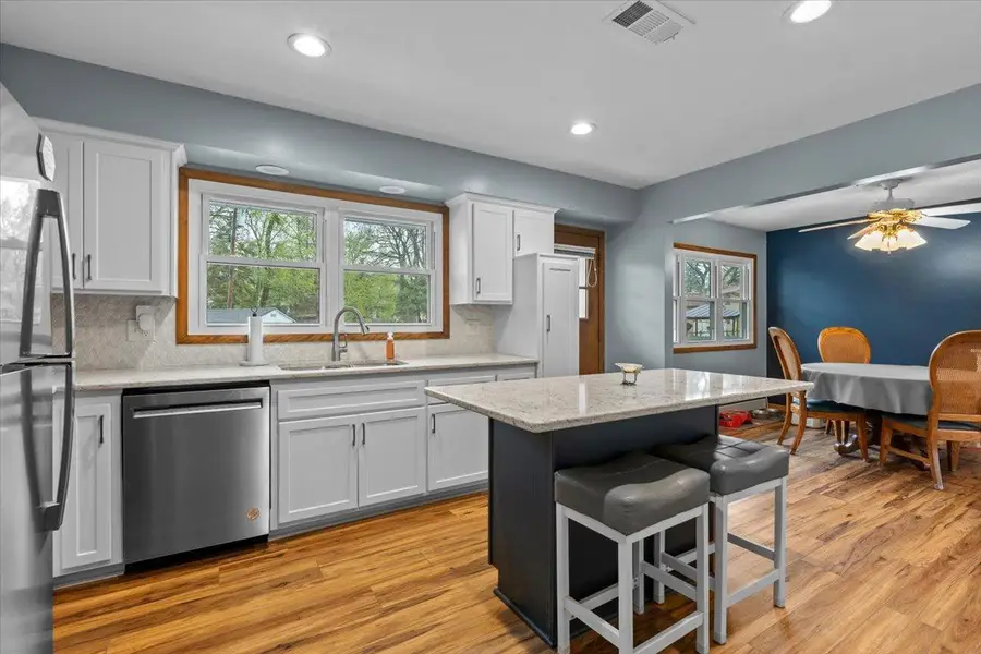 6972 Hickory Drive Ne, Fridley, MN 55432 - #3