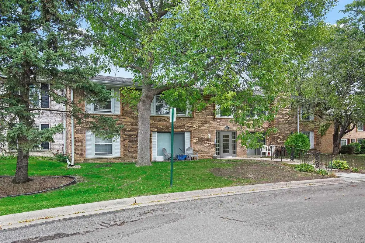 831 Old Settlers Trail #3, Hopkins, MN 55343 - #1