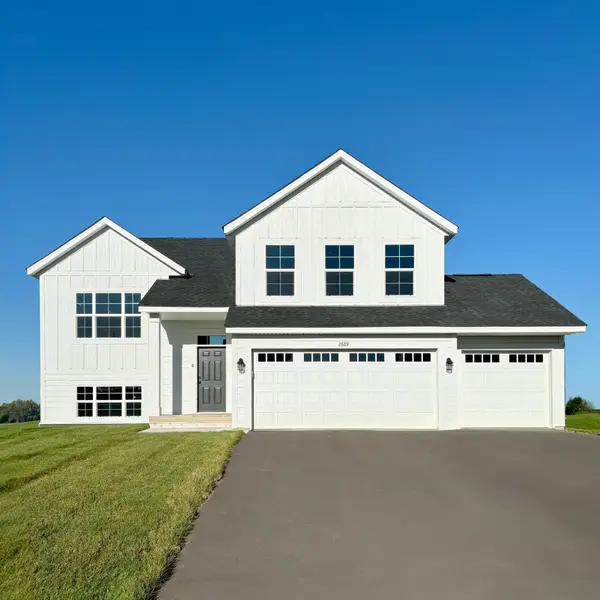 985 Willow Glen Ave, Somerset, WI 54025