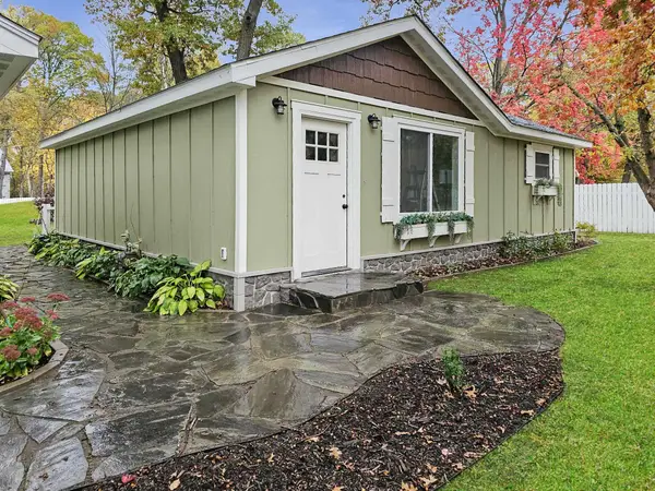 19040 Love Lake Road, Brainerd, MN 56401