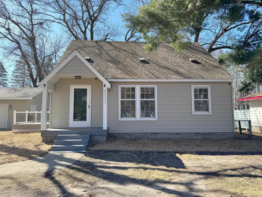 8032 Sunnyside Road, Mounds View, MN 55112 - #3