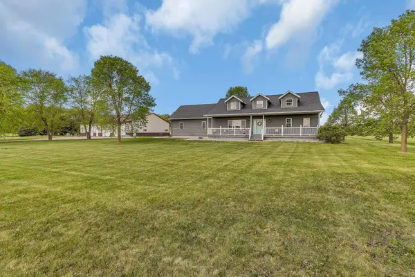 10448 345th Street, Saint Joseph, MN 56374