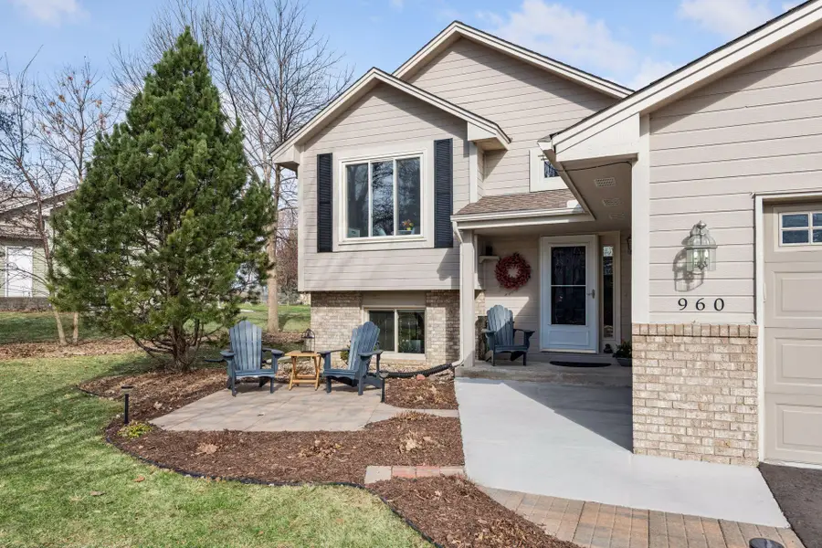 960 Saddlebrook Curve, Chanhassen, MN 55317 - #2