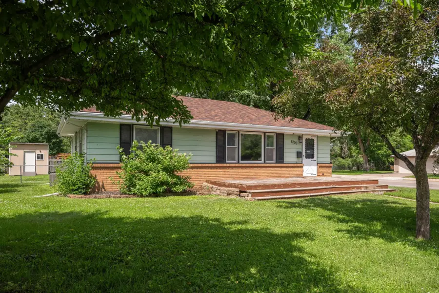 8200 16th Avenue S, Bloomington, MN 55425 - #2