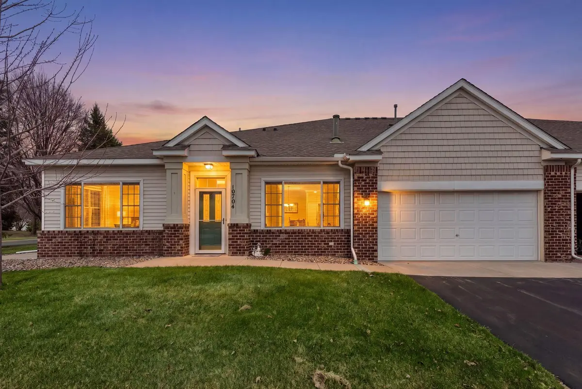 19704 Canary Path #102, Farmington, MN 55024 - #1