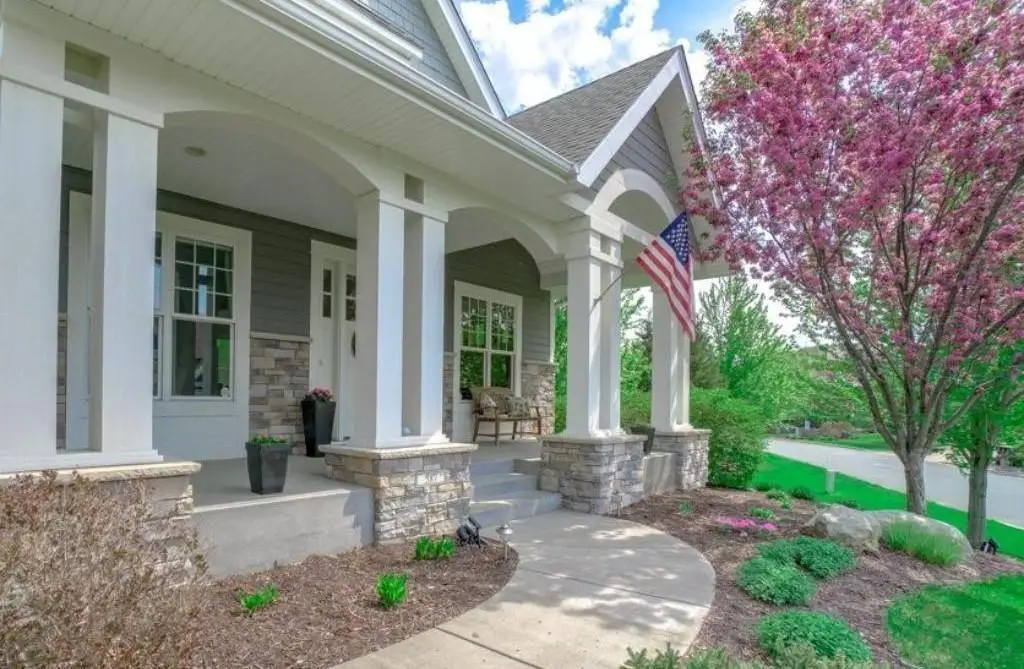 587 Lake Ridge Drive, Shoreview, MN 55126 - #1