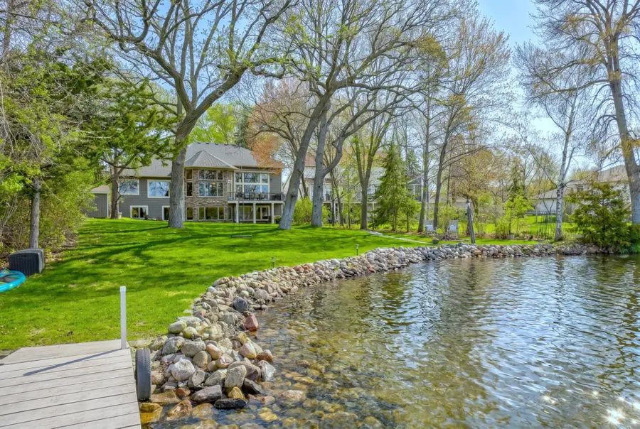 5256 Oxford Street N, Shoreview, MN 55126 - #2