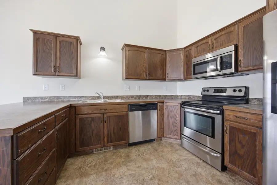 962 31st Avenue W, West Fargo, ND 58078 - #3