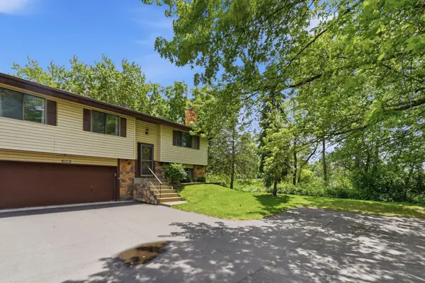 838 Martha Lake Court, Shoreview, MN 55126