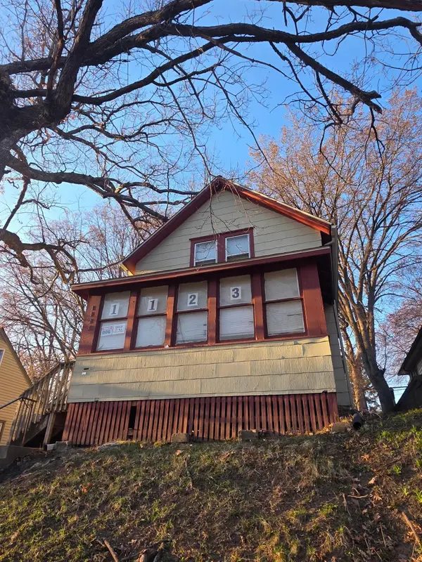 1123 6th Street E, Saint Paul, MN 55106