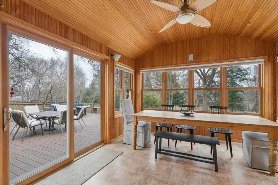 2820 Washta Bay Road, Chanhassen, MN 55331 - #3