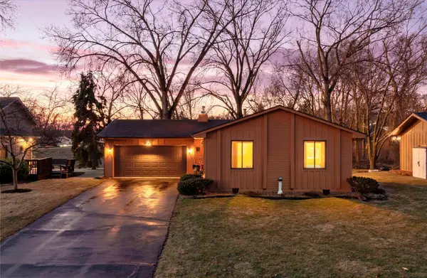 11337 Red Fox Drive, Maple Grove, MN 55369