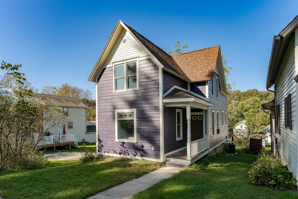 206 Elmwood Street E, Lanesboro, MN 55949 - #1