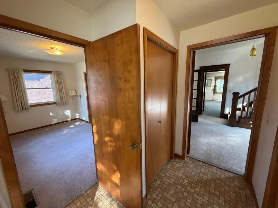 1307 8th Avenue, Worthington, MN 56187 - #2