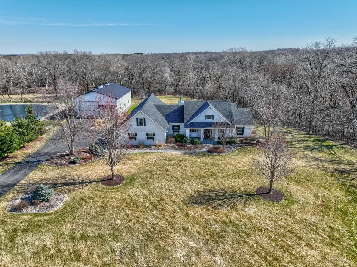 877 Yellowstone Trail, Hudson, WI 54016 - #1