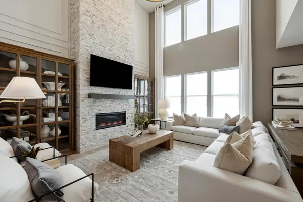 3732 Holbrook Drive, Waconia, MN 55387