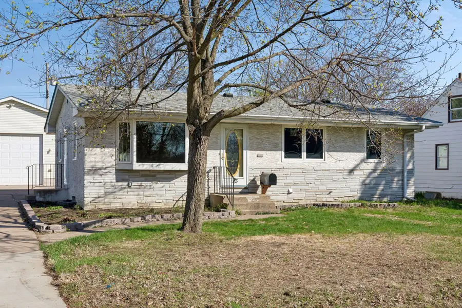 143 Horizon Circle Ne, Fridley, MN 55421 - #3