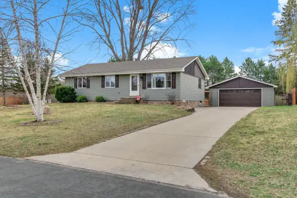 732 Vicky Lane, Lino Lakes, MN 55014