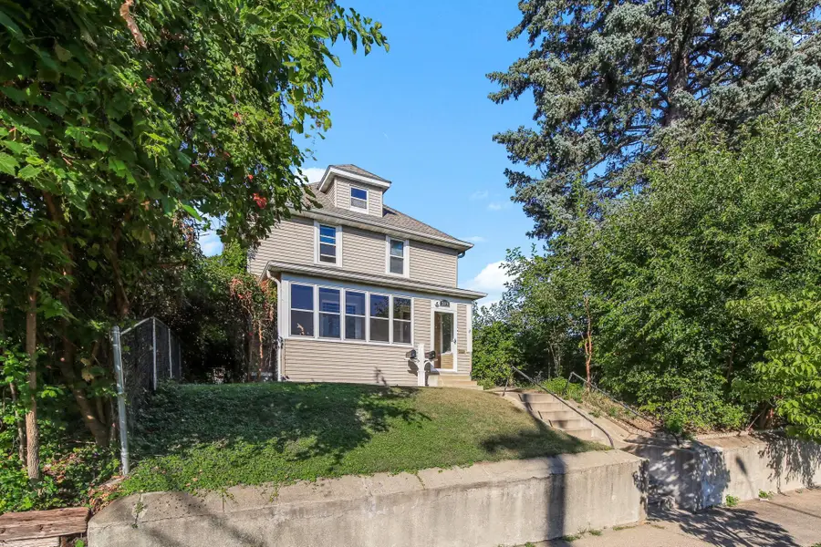 389 Fairview Avenue N, Saint Paul, MN 55104 - #3