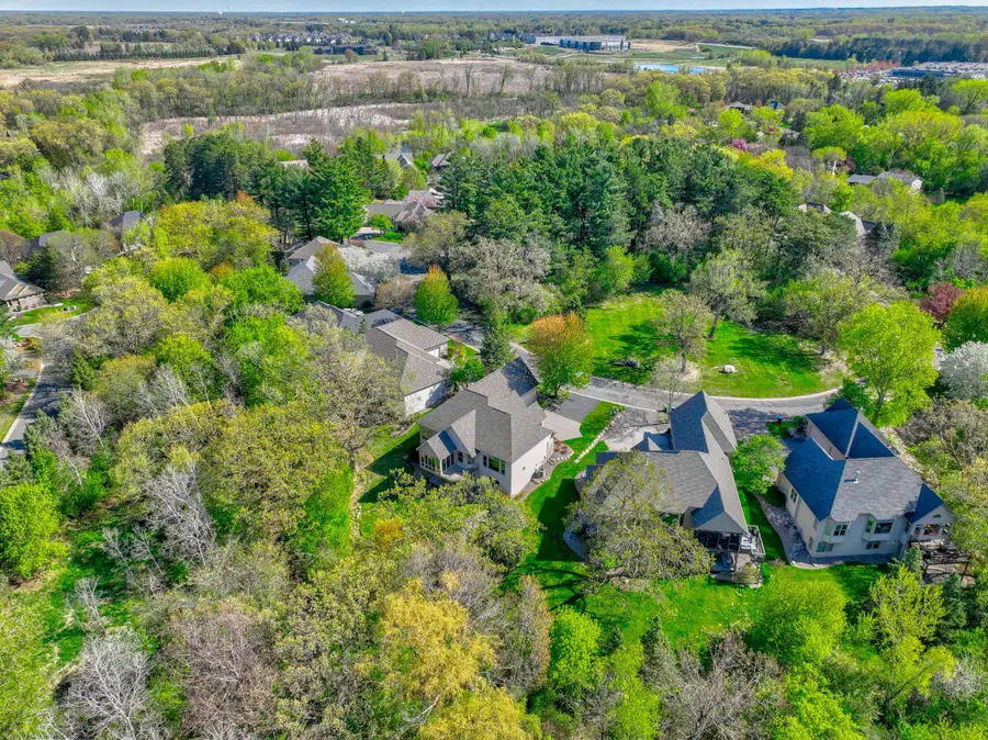 9 Knoll Road, North Oaks, MN 55127 - #3