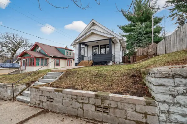 776 Wheeler Street N, Saint Paul, MN 55104