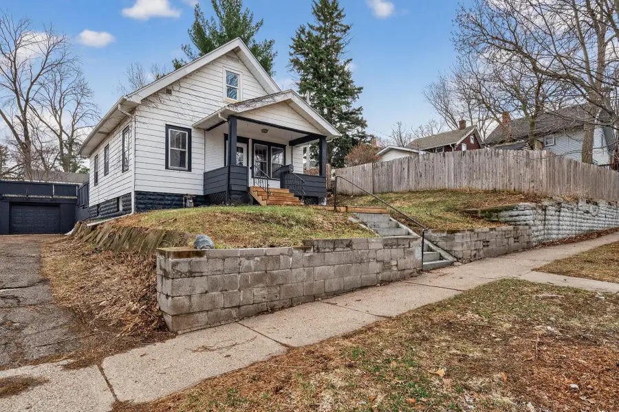 776 Wheeler Street N, Saint Paul, MN 55104 - #3