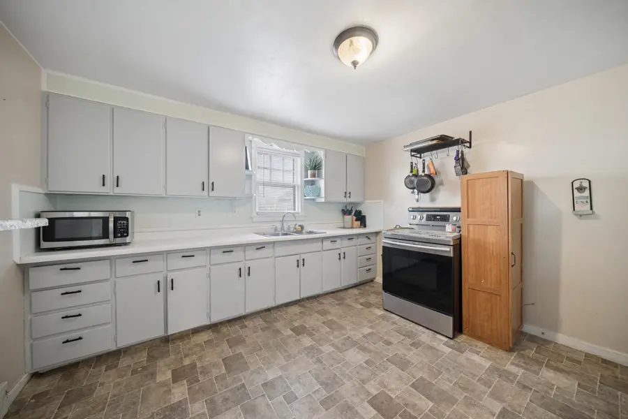 205 E 11th Street, Fairmont, MN 56031 - #3