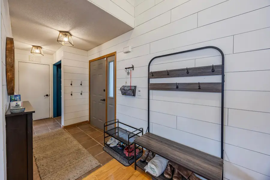 9178 Jarvis Avenue S, Cottage Grove, MN 55016 - #3