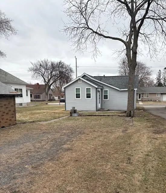 139 24th Avenue N, Saint Cloud, MN 56303 - #3