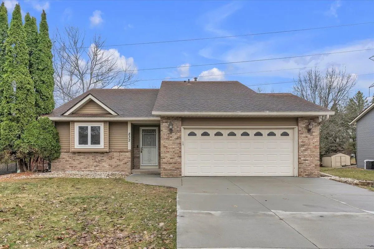 832 Aspen Circle, Little Canada, MN 55109 - #1