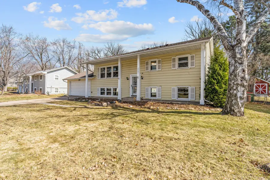 7993 Greenwood Drive, Mounds View, MN 55112 - #2