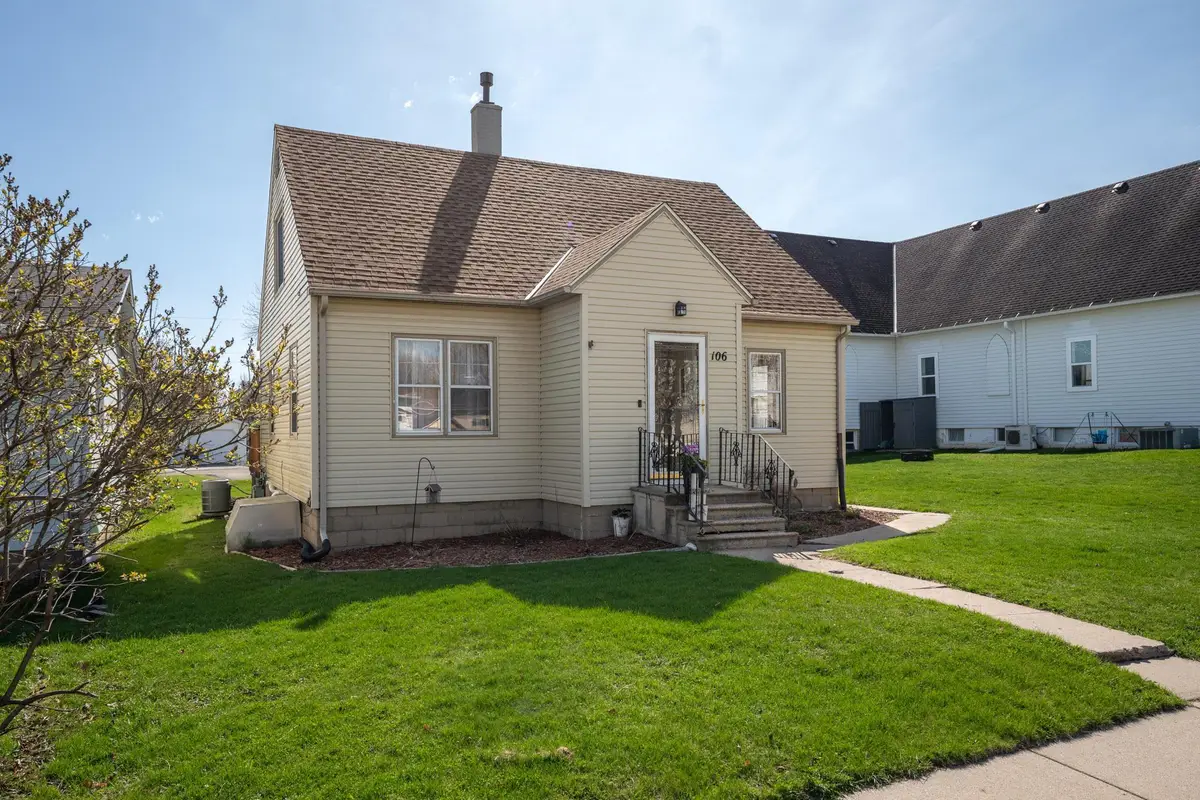 106 N 4th Street, Goodhue, MN 55027 - #1