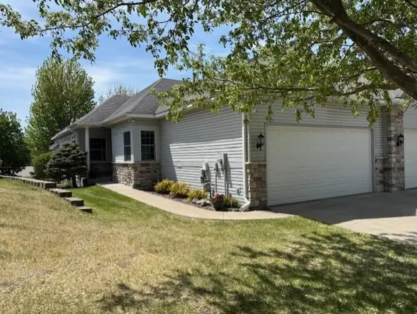 724 Gilfillan Lane, White Bear Twp, MN 55127