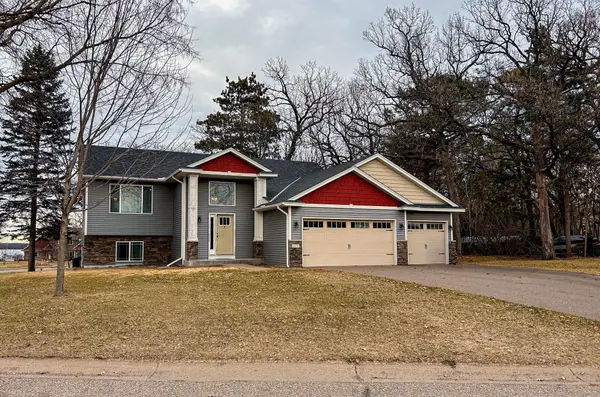 21215 Old Lake George Boulevard Nw, Anoka, MN 55011