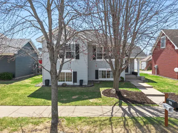 631 13th Avenue Sw, Cambridge, MN 55008