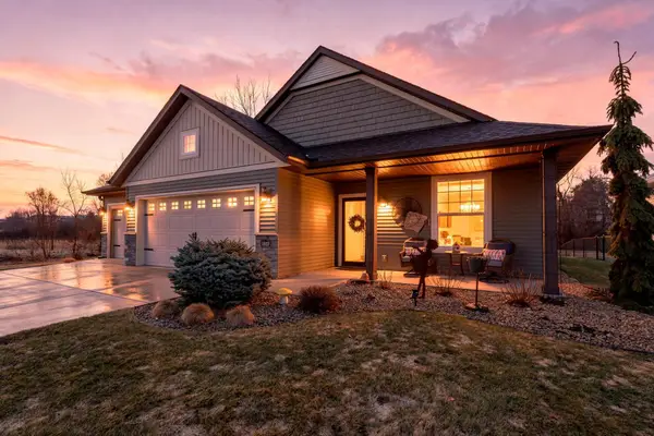 3529 S Pointe Drive, Hastings, MN 55033