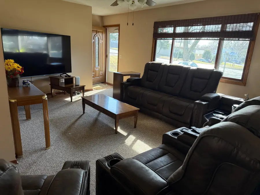 4654 Boone Avenue N, New Hope, MN 55428 - #2