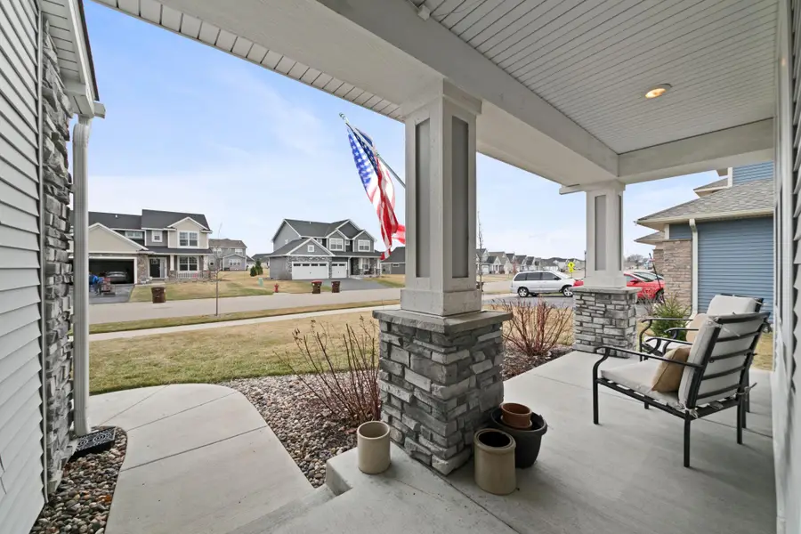 6034 Iden Avenue S, Cottage Grove, MN 55016 - #2