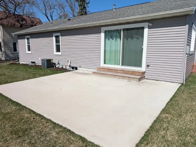 400 9th Street Sw, Wells, MN 56097 - #3