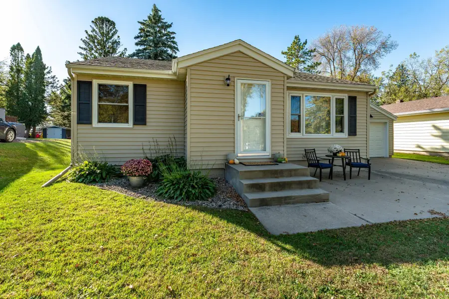 410 E Saint Charles Avenue, Fergus Falls, MN 56537 - #2