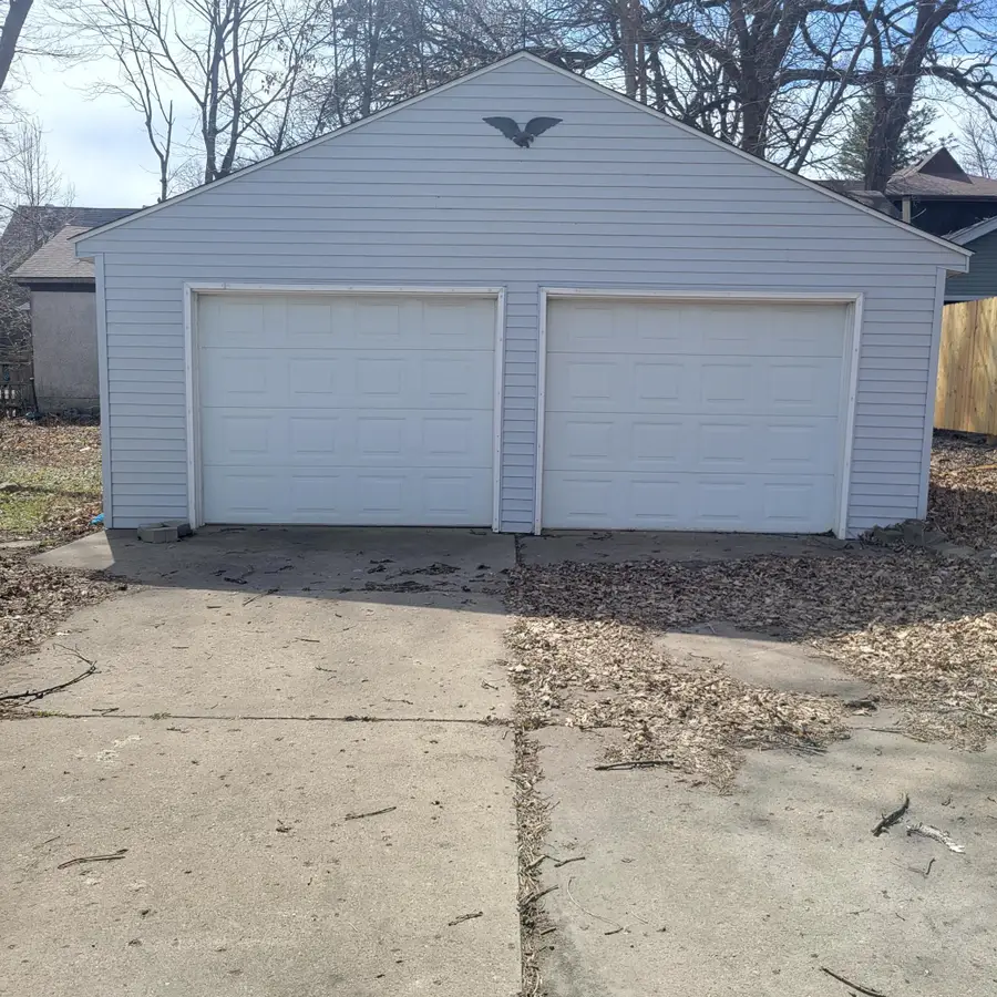 120 4th Avenue Ne, Waseca, MN 56093 - #2