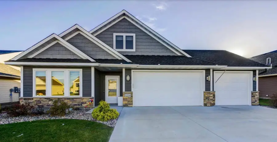 1214 Tikalsky Street Se, New Prague, MN 56071 - #2