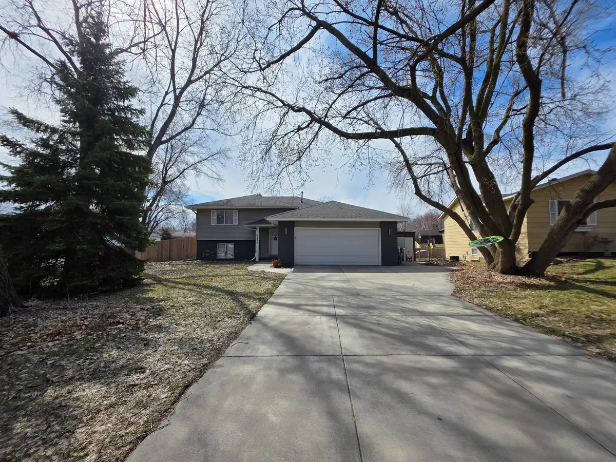 5509 W 134th Street, Savage, MN 55378 - #1