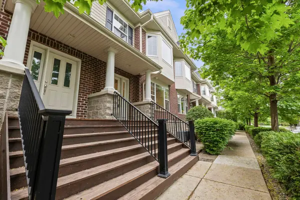 5970 W 16th Street #711, Saint Louis Park, MN 55416