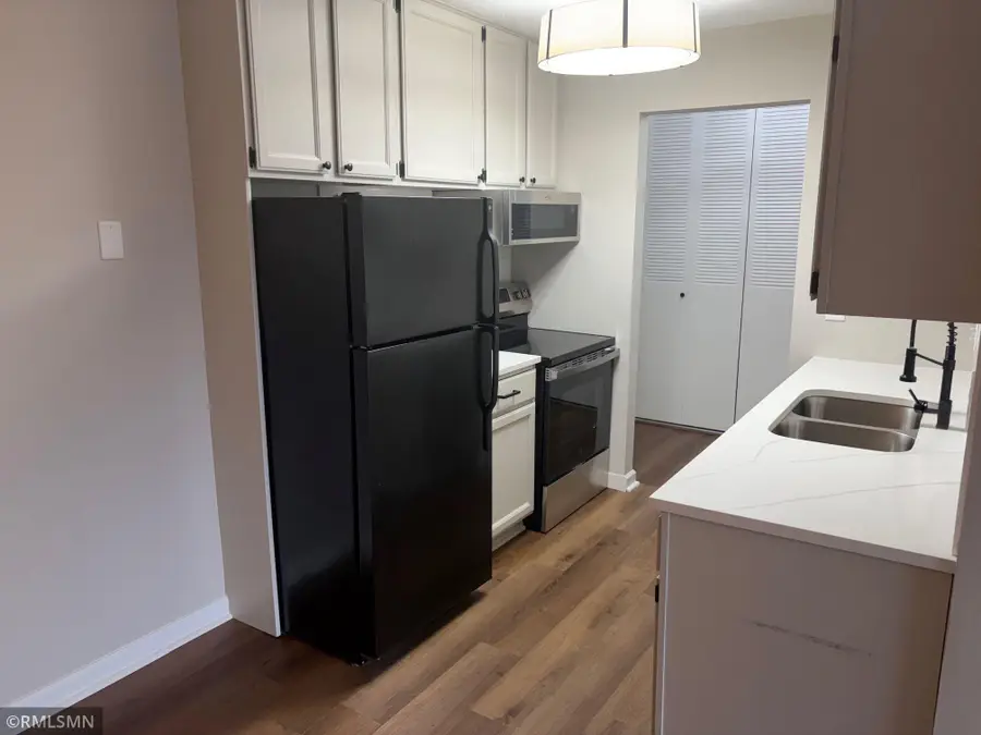2801 Flag Avenue N #323, New Hope, MN 55427 - #3