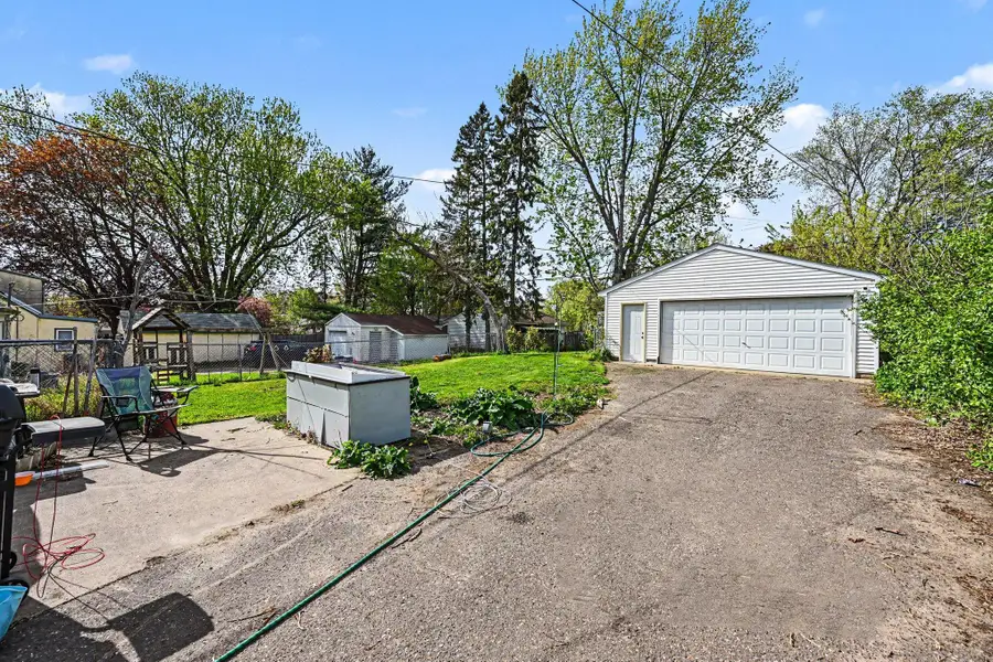 2111 Fremont Avenue E, Saint Paul, MN 55119 - #2