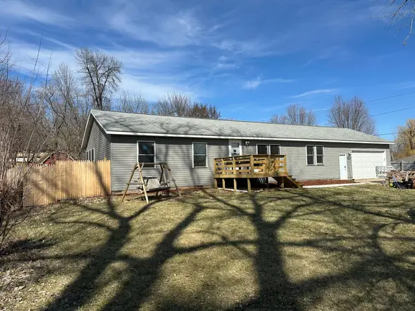 2001 199th Street W, Faribault, MN 55021